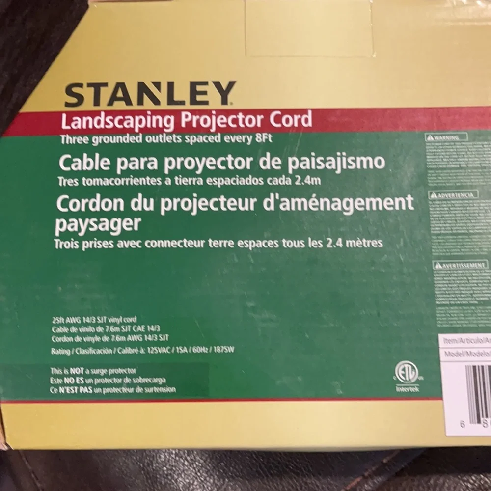 Extension Cord with multiple plugs‎ Stanley Landscaping projector extension Cord - Picture 5 of 7